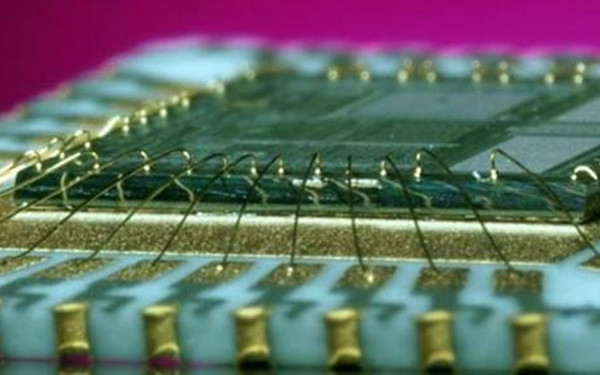 引線鍵合前等離子表面處理機(jī)